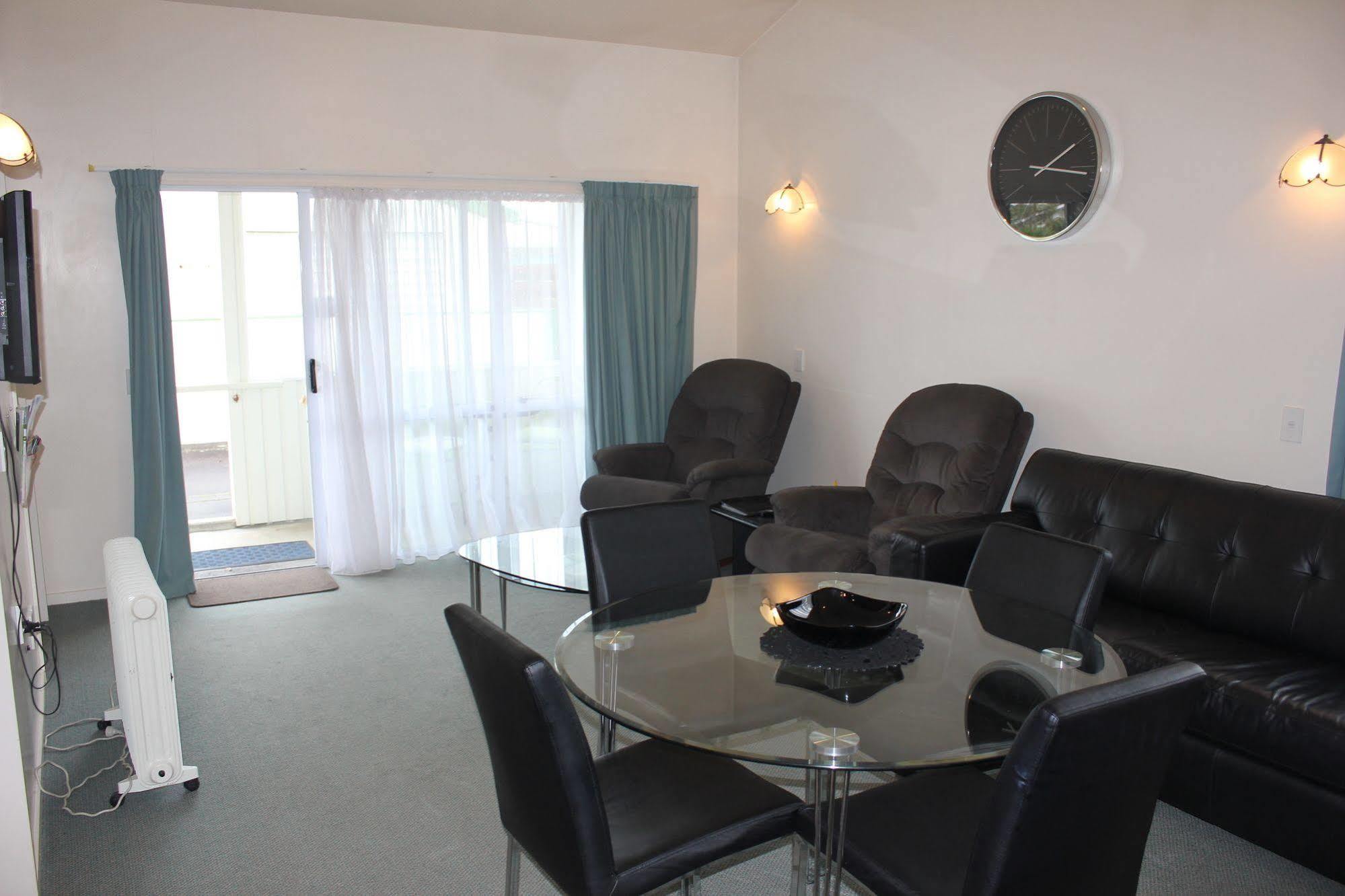 Acorn Estate Motel Masterton Eksteriør billede