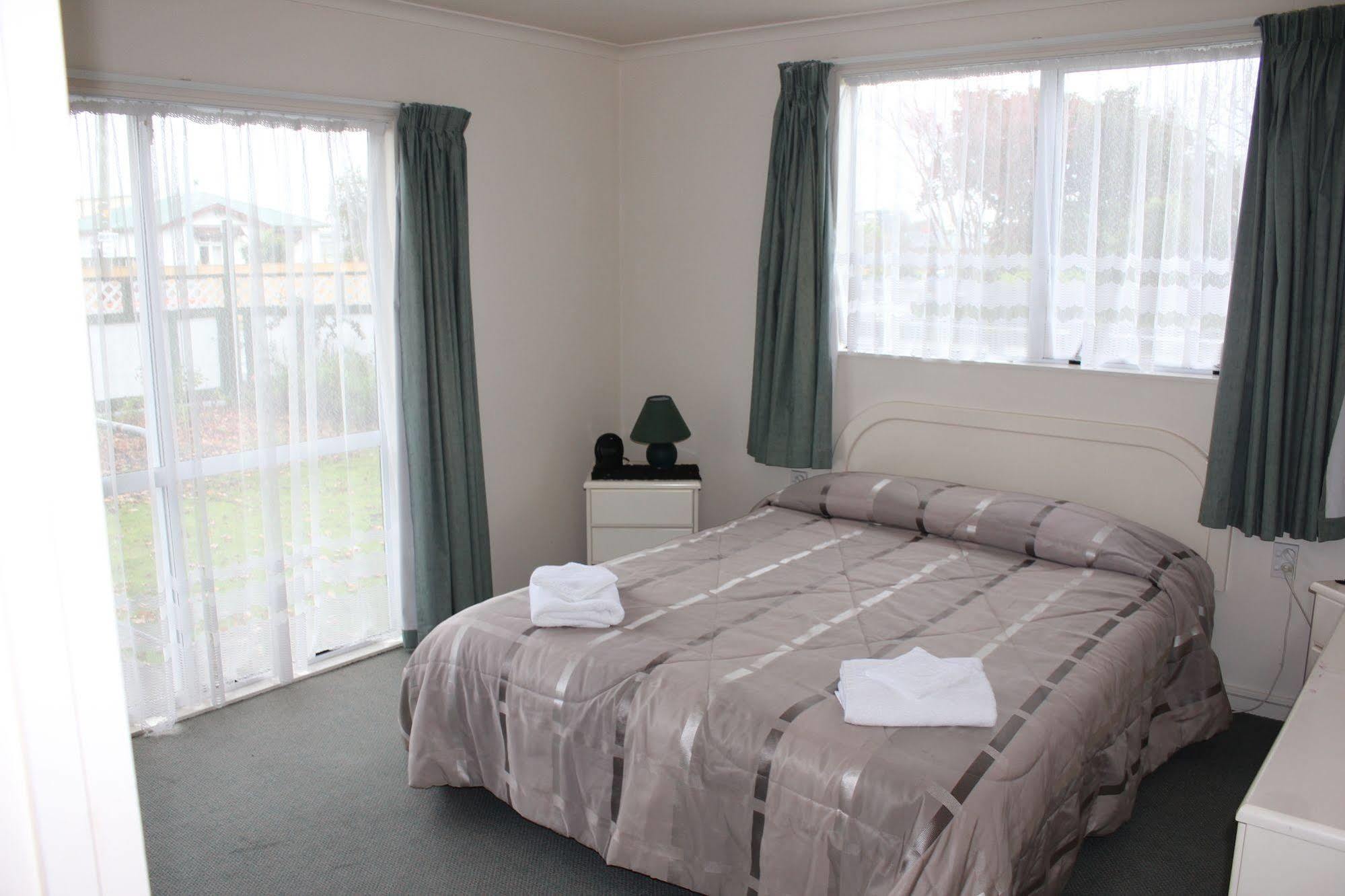 Acorn Estate Motel Masterton Eksteriør billede