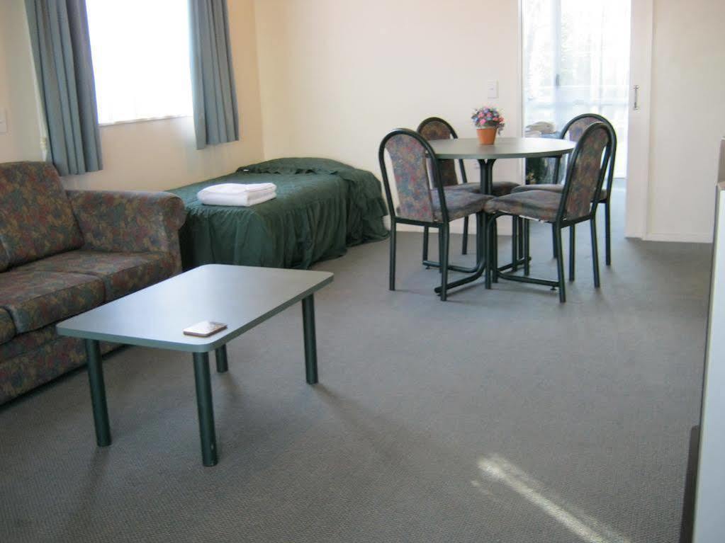 Acorn Estate Motel Masterton Eksteriør billede