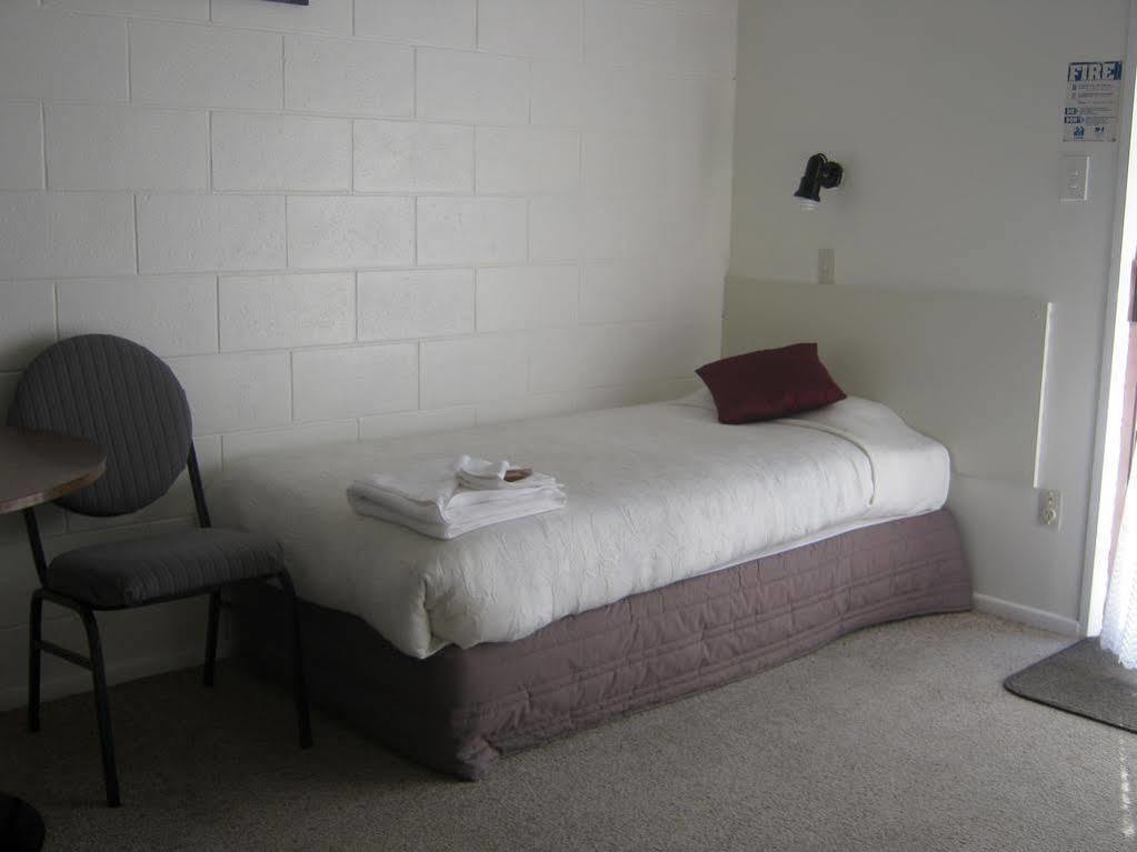 Acorn Estate Motel Masterton Eksteriør billede